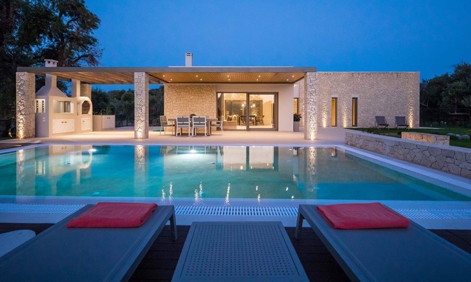 Chalikounas Villa | R 1385 Natumo Villa with Automatic security gate, Fireplace & Private swimming pool