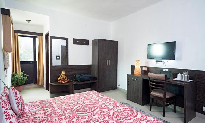 Bhiwadi Hotel | R C Palace Hotel