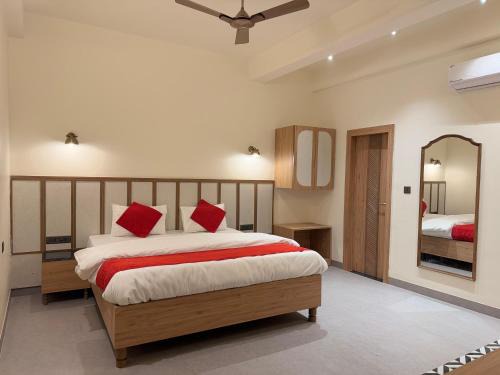 Allahabad Hotel | Radhe Krishna Residency Nearest Triveni Sangam