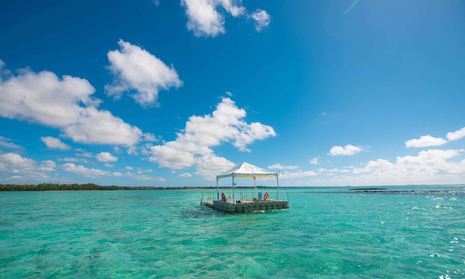 Roches Noires Resort | Radisson Blu Azuri Resort & Spa