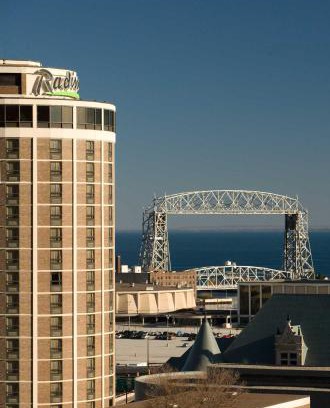 Downtown - Waterfront Hotel | Radisson Hotel Duluth-Harborview