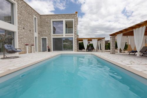 Drepano Villa | Rafaelia Premium villa with private pool in Drepano