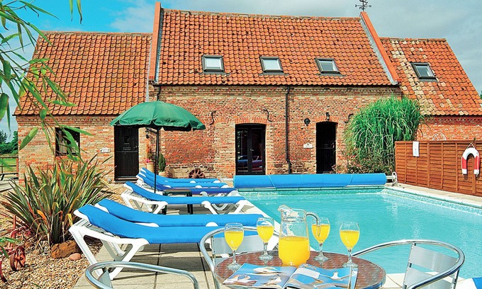 Runcton Holme Cottage | Rafters Barn - E2064A