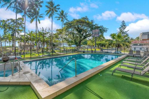 Cairns North Apartment | Rainforest & Reef Retreat - Esplanade Ground-Floor Apartment