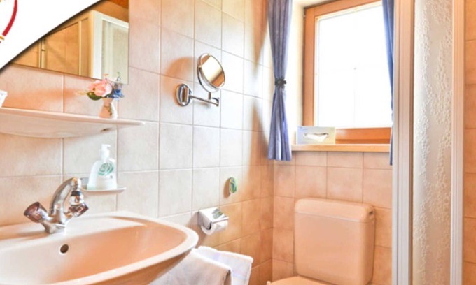 Tannheim Apartment | Raised ground floor No. 2 - Apartment house Wöber