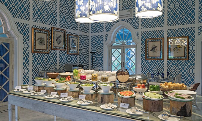 Dhaulpur Hotel | Raj Niwas Palace