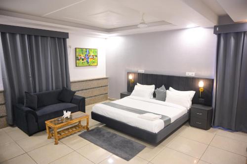 IMT Manesar Hotel | Raj Residency Gurgaon