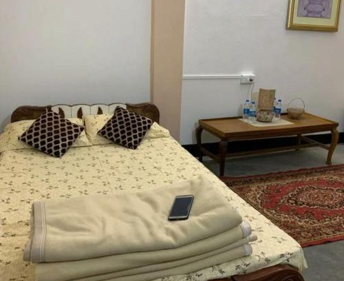 Jammu & Kashmir Ski House | Raja Ahssan Retreat