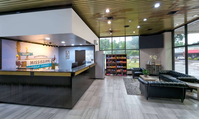Diamondhead Hotel | Ramada by Wyndham Diamondhead I-10/Gulfport