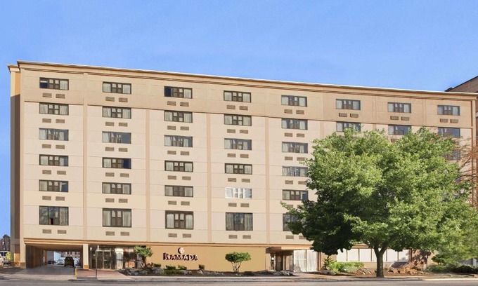 East Orange Hotel | Ramada by Wyndham East Orange