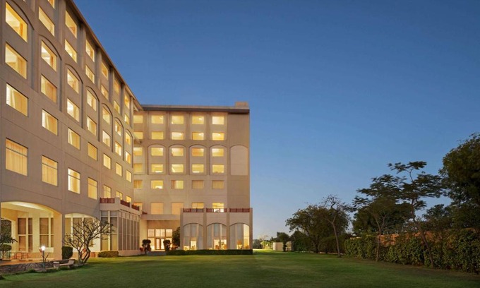 Jaipur Hotel | Ramada by Wyndham Jaipur Jaisinghpura