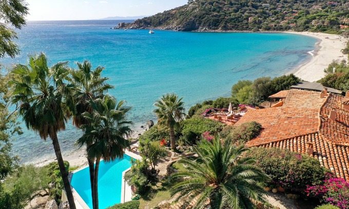 Torre delle Stelle Villa | Rare outstanding beachfront position, private pool, delightful meals