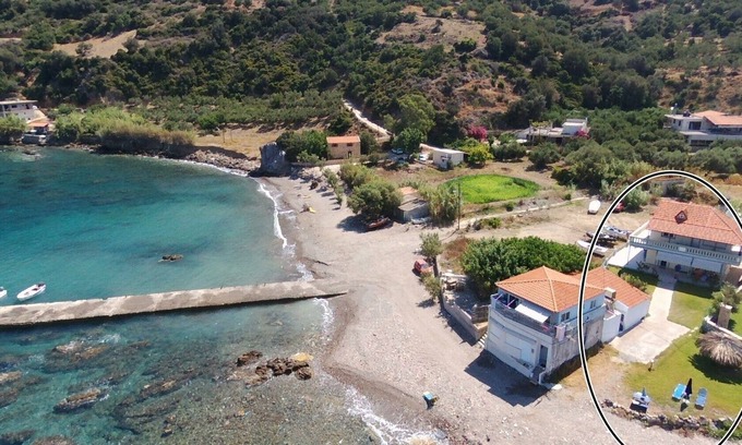 Kolymbari House | Ravdoucha House on the beach