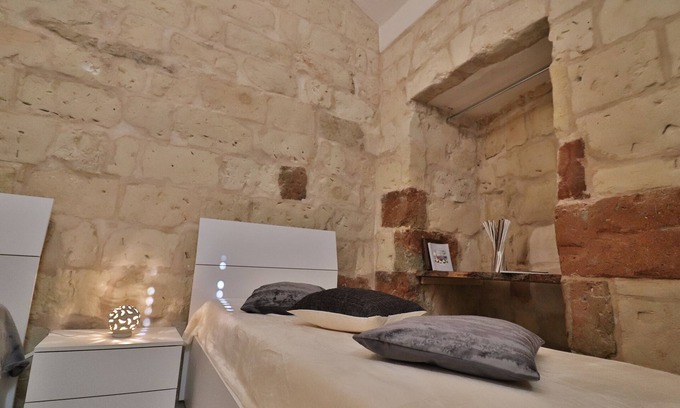 Otranto Historic Centre House | "rebecca Historic Residence in Otranto"