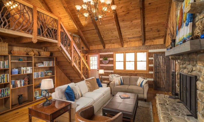 Sugar Grove Cabin | Reconnect With Nature at The Briar Patch