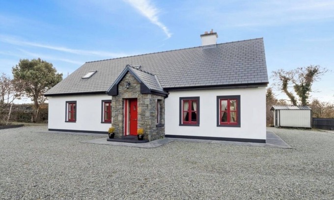 Letterfrack Cottage | Red Deer Cottage in a Stunning peaceful Location near Connemara National Park