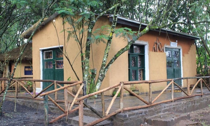 Nyakinama House | Red Rocks Rwanda - Campsite & Guesthouse