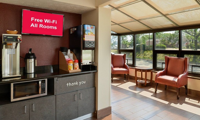Greenwood Hotel | Red Roof Inn Indianapolis - Greenwood