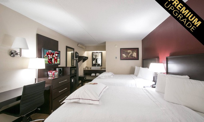 Essington Hotel | Red Roof Inn PLUS+ Philadelphia Airport
