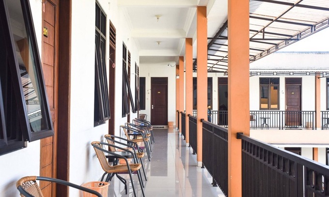 Wonosobo Hotel | RedDoorz near Alun Alun Wonosobo