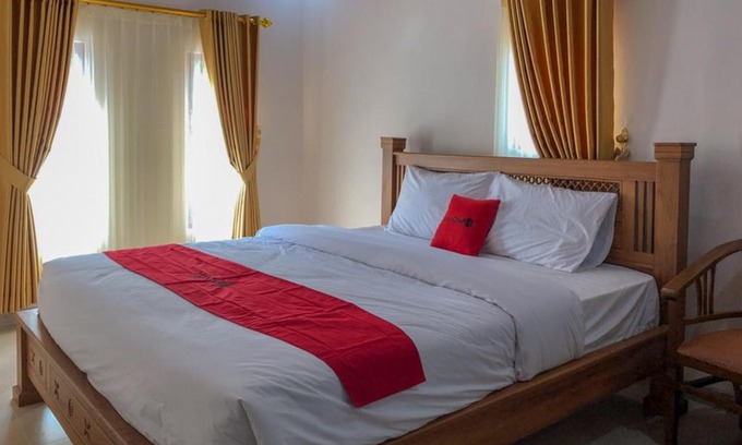 Yogyakarta Hotel | RedDoorz near XT Square 3