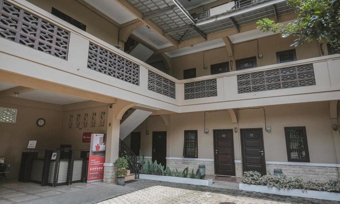 Jambi House | RedDoorz Syariah near Jamtos Jambi 2