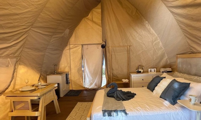 Kaputian Boat Rental | Reef Resort Unit B10