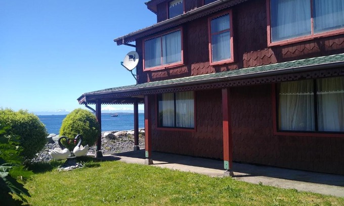 Quellon Ski Chalet | Refugio Austral Primera Línea de Playa