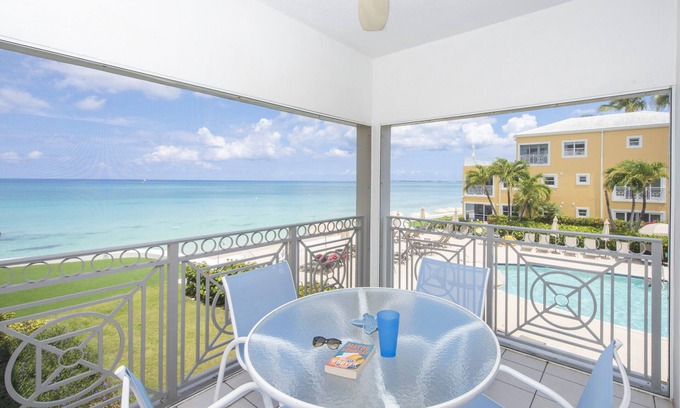 Seven Mile Beach Condo | Regal Beach Club #122: 2BR Ocean View Condo on 7 Mile Beach w/Pools & Tennis
