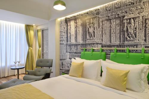 Navrangpura Hotel | Regenta Central Antarim Ahmedabad