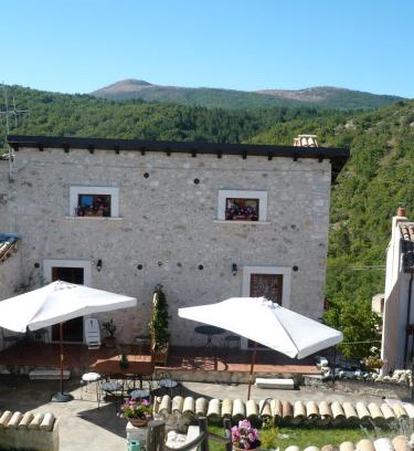 Caporciano House | Regio Tratturo