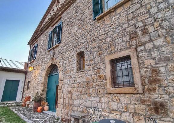 Orsara di Puglia Bed & Breakfast | Relais Maffia B&B