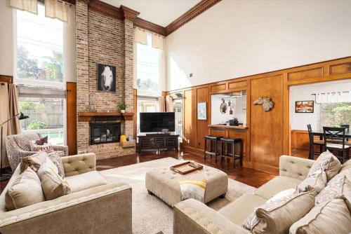 Houston House | Relax and Refresh Private Pool!