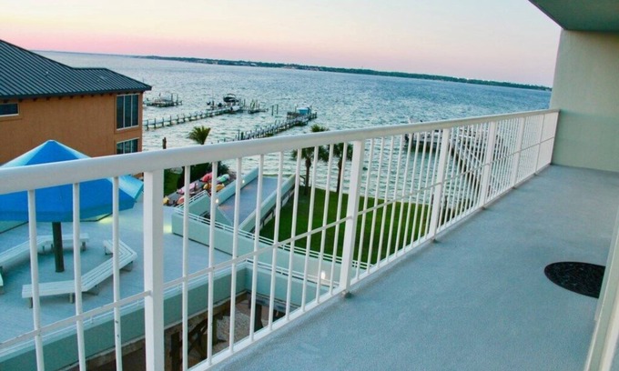 Pensacola Beach Condo | Relaxing and Comfortable 3rd Floor Condo - Huge Balcony - Tristan Towers 3B