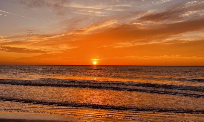 Indian Shores House | Relaxing Clearwater-St Pete Beaches! Clean, beachy and water sports!