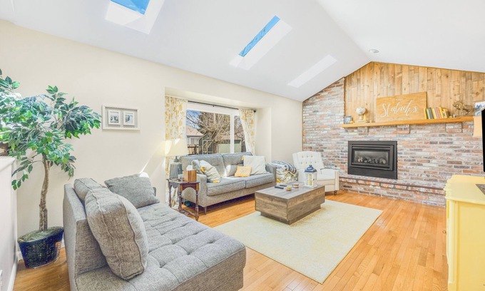 Centennial House | Relaxing Escape Near Denver - 5 Bedrooms!