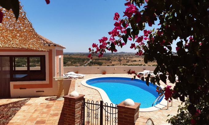 Aldeia dos Palheiros House | RELAXING HOLIDAY VILLA - PANORAMIC RURAL ALENTEJO VIEWS - POOL, BIKES, PING PONG