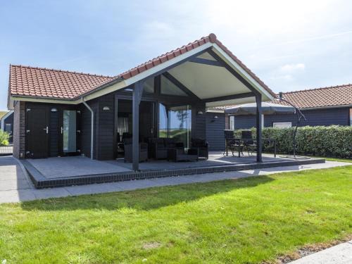 Kattendijke House | Relaxing Home Close to Diving Spots