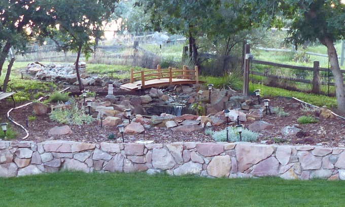 The Pinery Apartment | Relaxing Retreat with Full Kitchen, King bed, W/D & wildlife