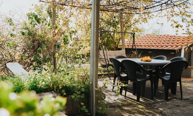 Joppolo Apartment | Remarkable 4-Bed Apartment in Joppolo