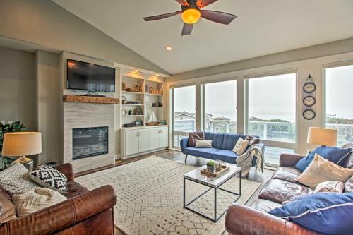 Dillon Beach House | Remodeled Home with Spa and Deck Walk to Dillon Beach