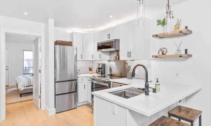 Telluride Condo | Remodeled luxury condo in downtown Telluride just steps from lift