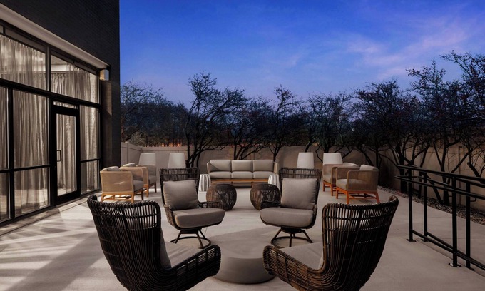Northbrook Hotel | Renaissance Chicago North Shore Hotel