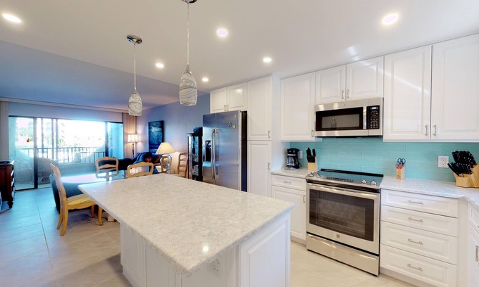 Marco Island Condo | Renovated 2 Story 2 bed 2 bath Cabana Unit w/On-Site Dolphin Tiki!