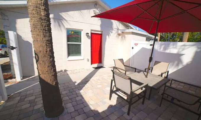 Oak Ridge House | Renovated studio/8min Universal/15 Disney/10 Dtown