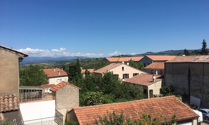 Villeneuve-de-Berg House | Rent character house in Ardèche in Villeneuve-de-Berg - sleeps 10
