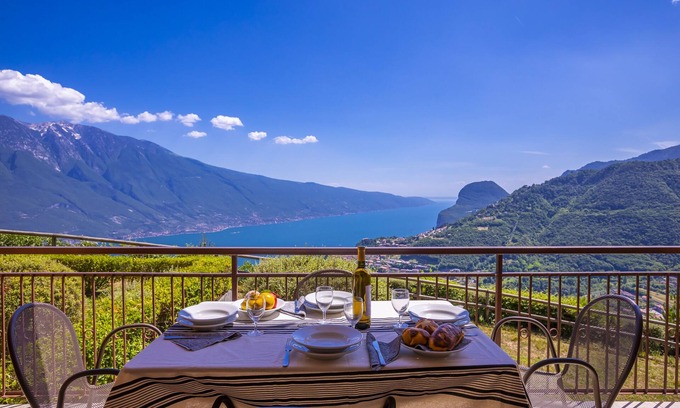 Campi Apartment | Residence Bellevue 4, Tremosine, Italy