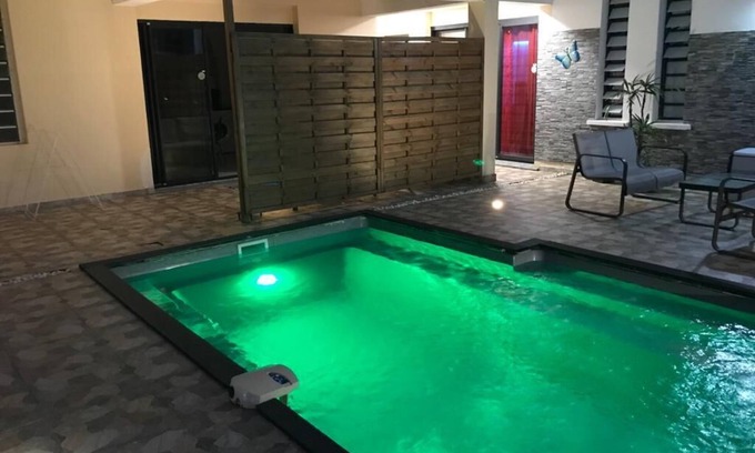 Saint-Andre Apartment | residence Henry's avec piscine chauffée et jacuzzi