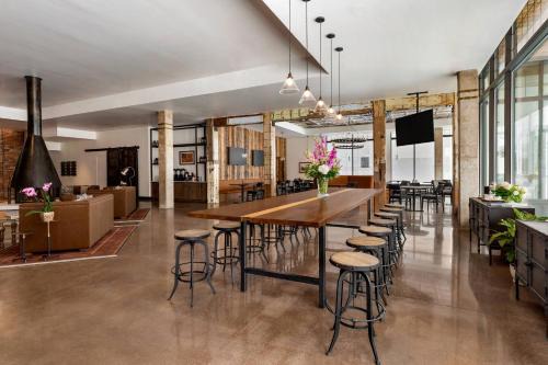Heart of Missoula Hotel | Residence Inn by Marriott Missoula Downtown