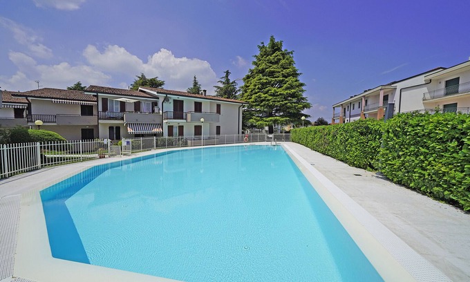 San Benedetto di Lugana Apartment | Residence Sant'Elena A19 by Wonderful Italy